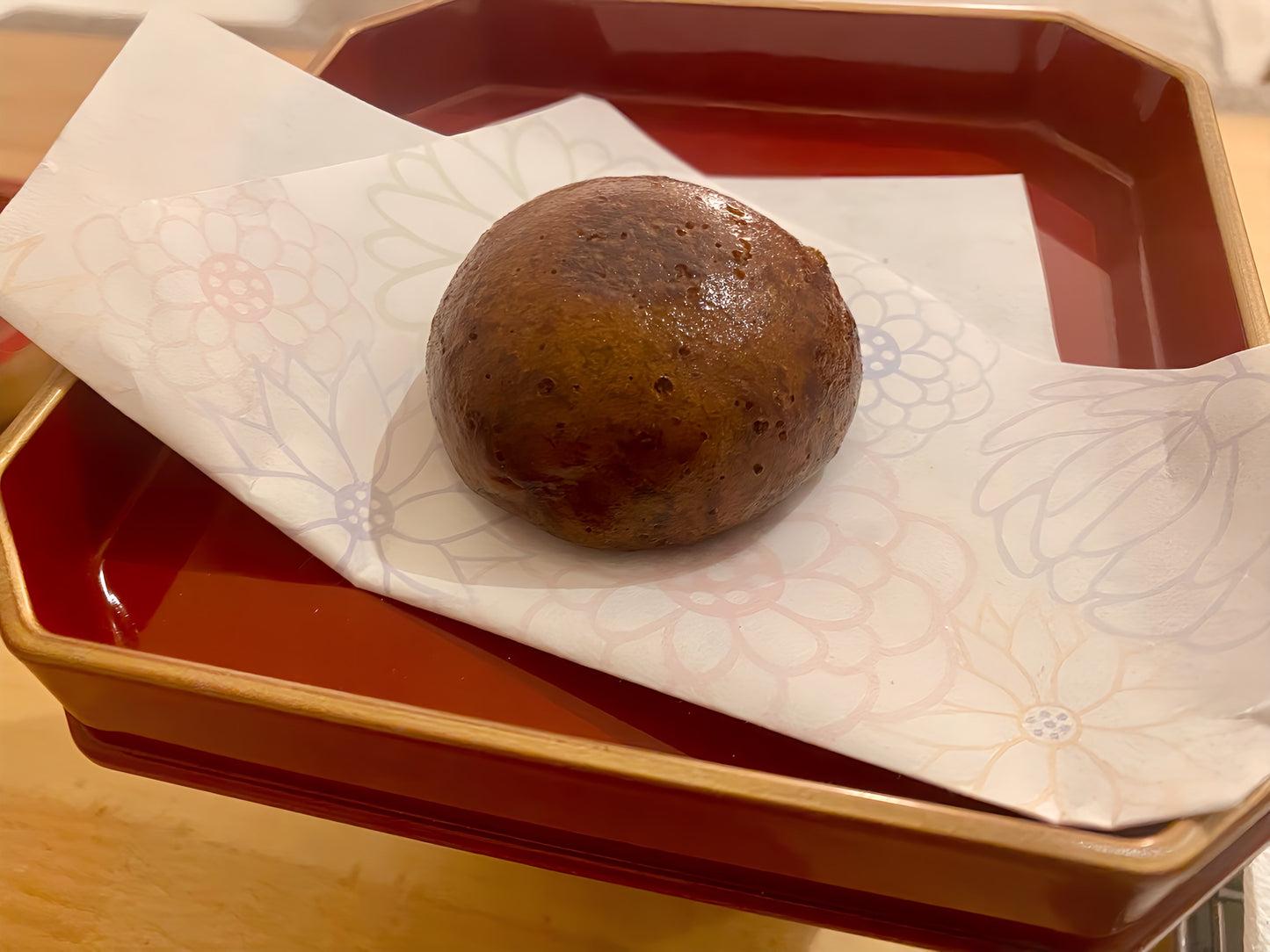 Atelier de pâtisserie japonaise avec du thé japonais